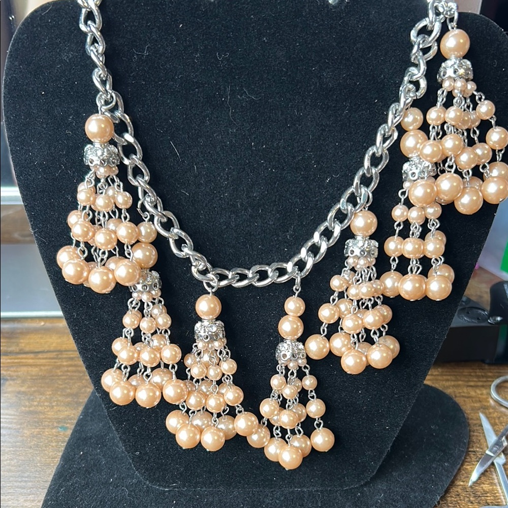 Traci Lynn Silver and Cream Chandelier Necklace
